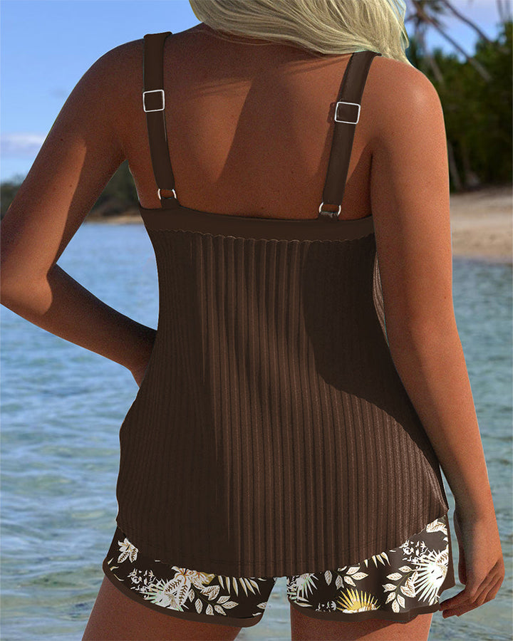 Marta – Tankini de rayas con short de playa