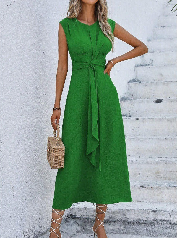 Eva – Vestido elegante sin mangas con cinturón refinado
