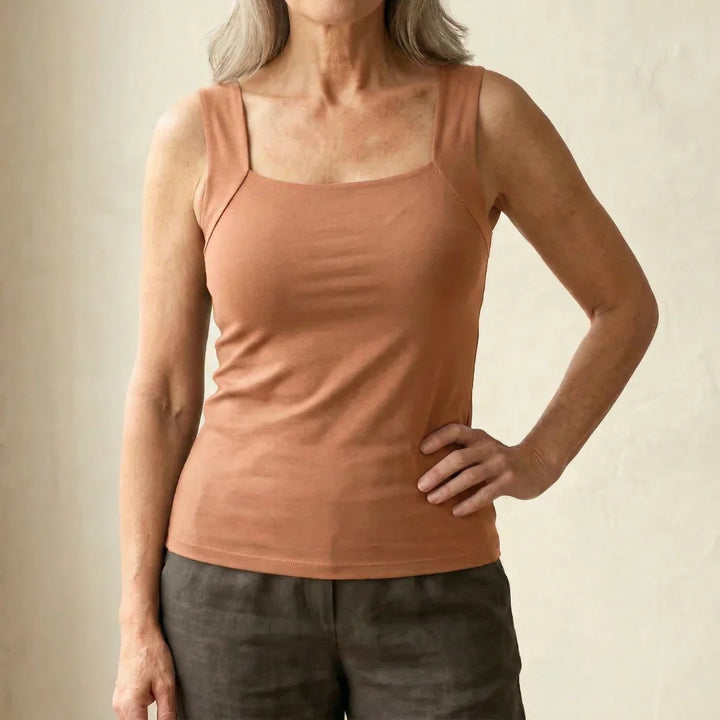 Alba – Camiseta tirantes con sujetador integrado