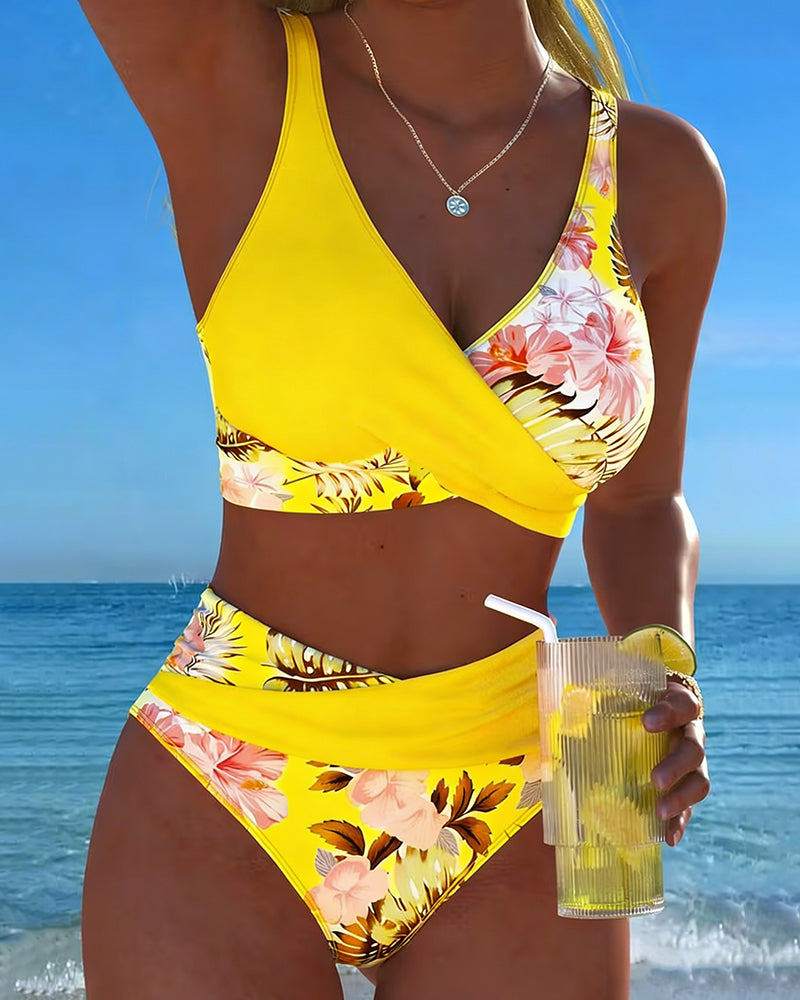 Sofía – Bikini floral talle alto escote en V