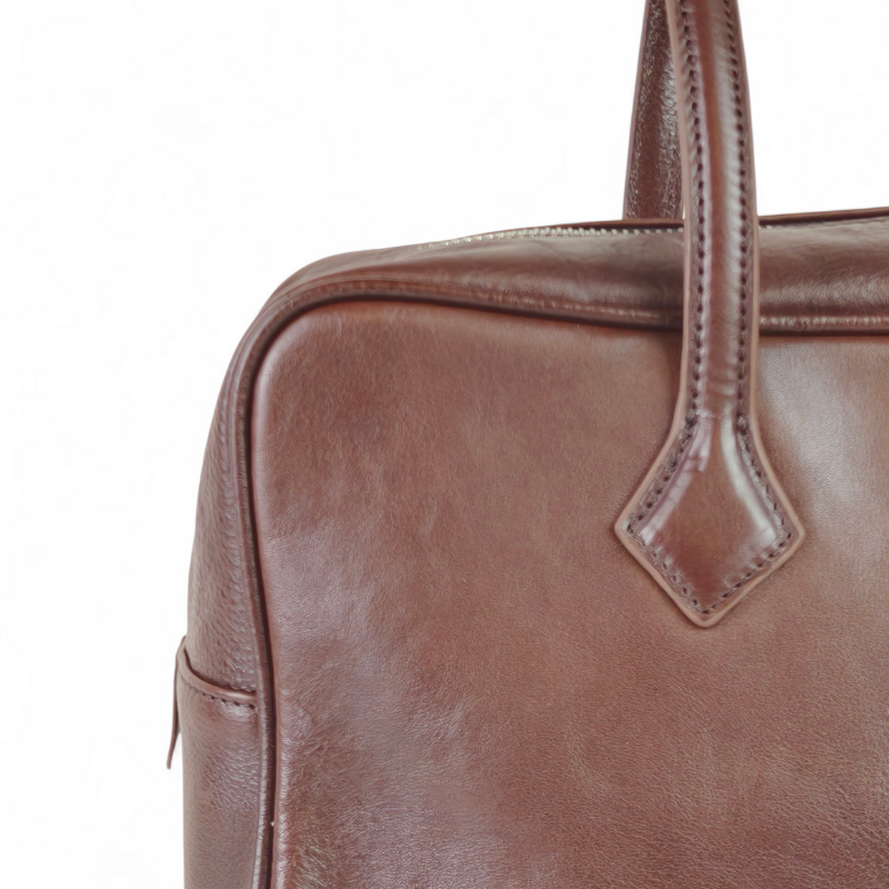Clara – Bolso tote estructurado elegante