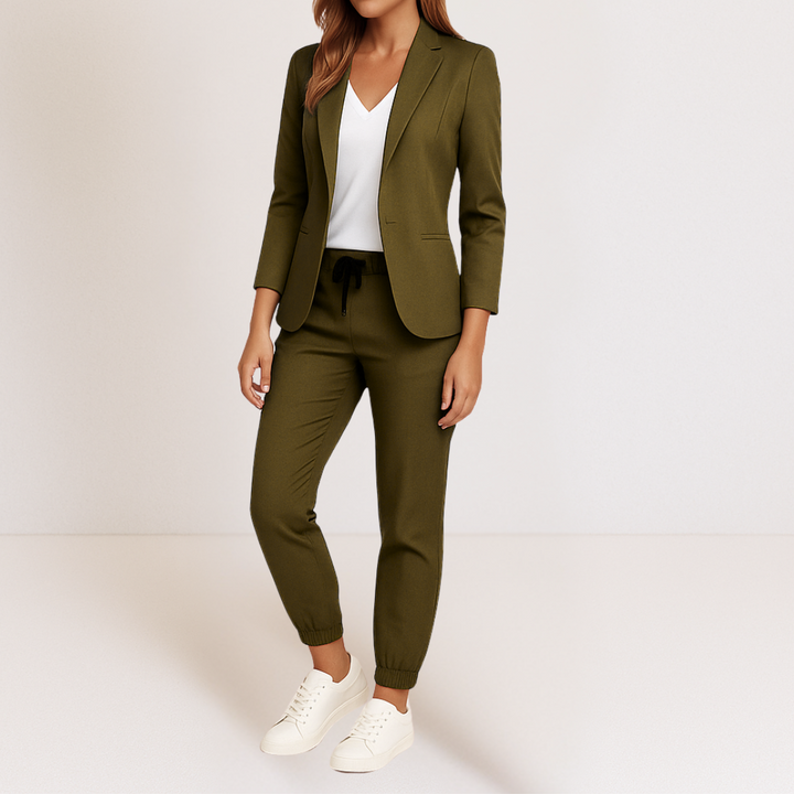 Monique – Elegancia moderna en un completo confortable
