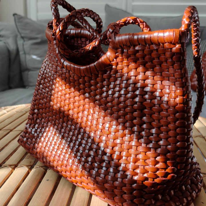 Clara – Tote elegante