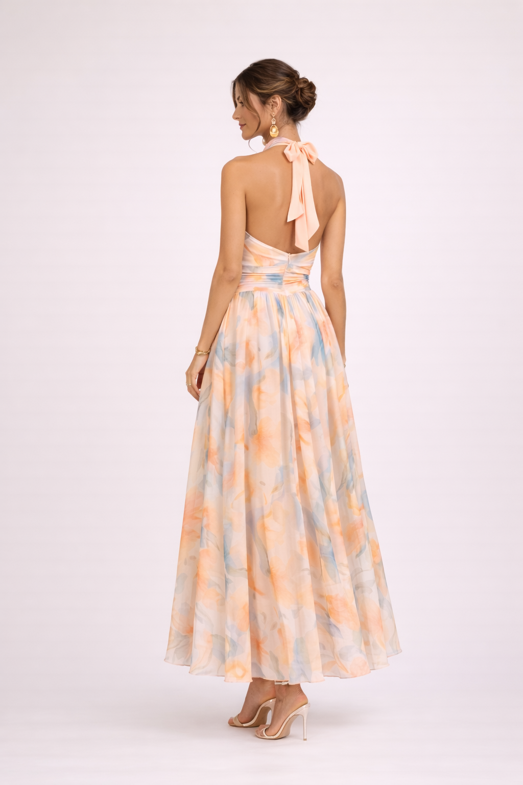 Camille – Elegante vestido halter acuarela