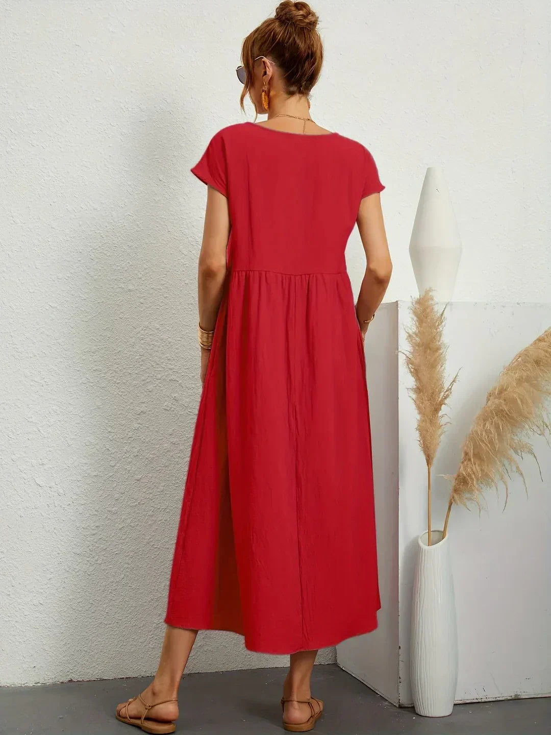 Ana – Vestido midi fluido con silueta suelta