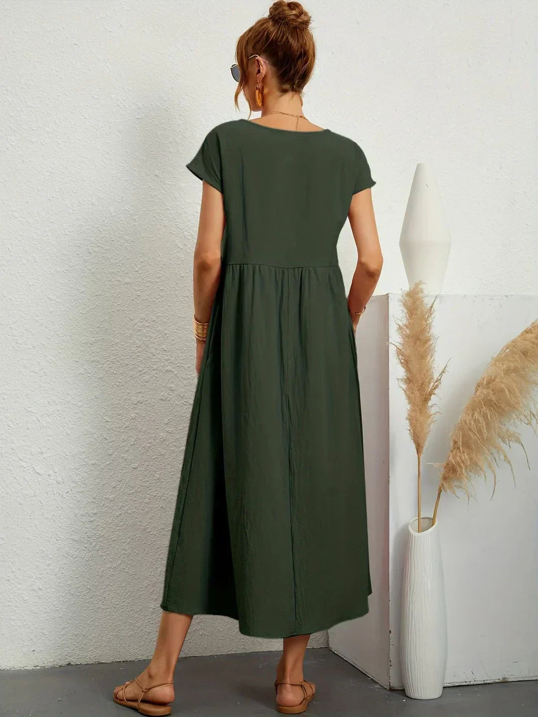 Ana – Vestido midi fluido con silueta suelta
