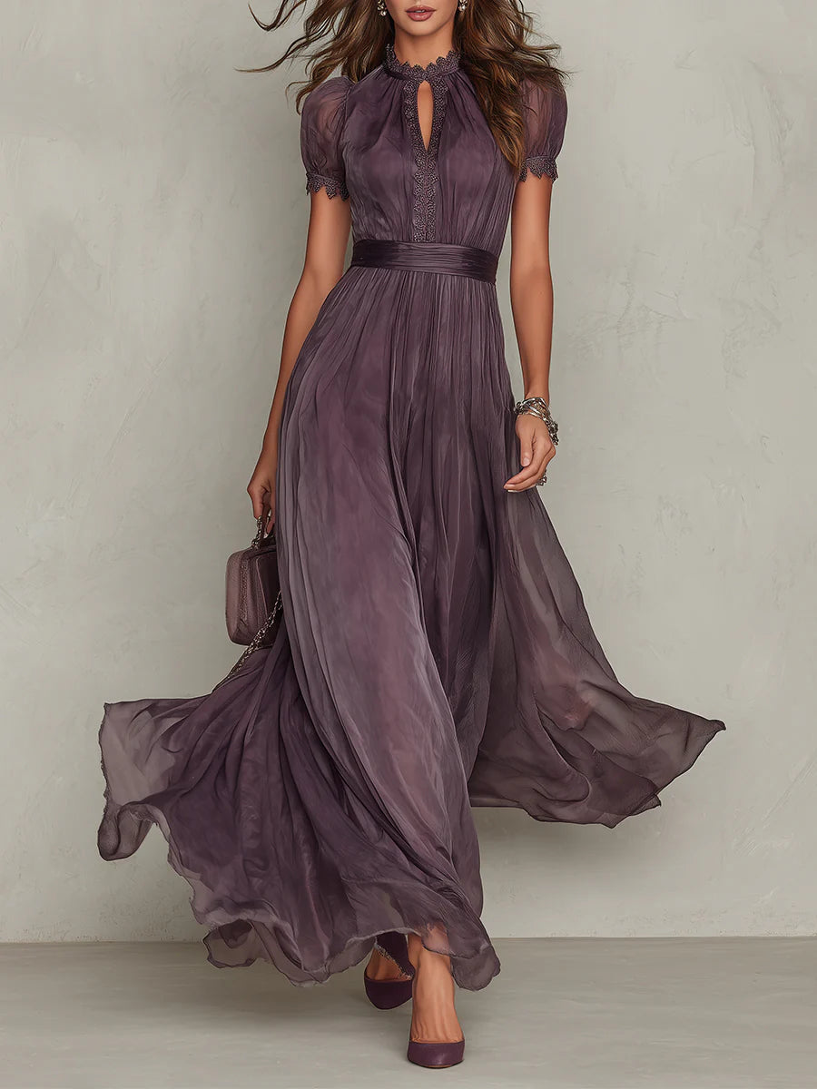 Elena – Vestido largo con escote de gota y detalles de encaje