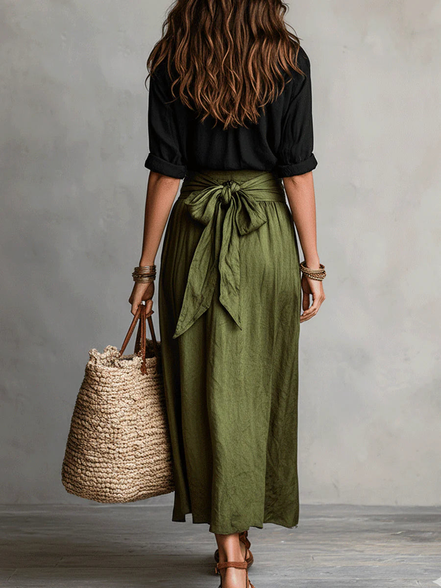 Vera – Conjunto elegante de dos piezas: camiseta negra y falda midi verde oliva