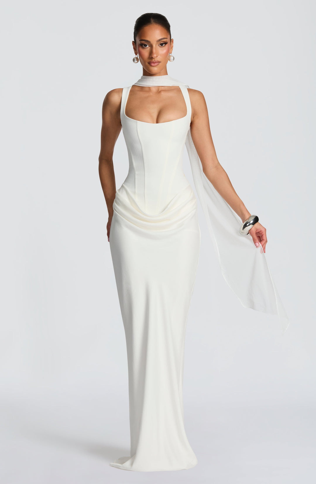 Leonor – Vestido maxi elegante de escote cuadrado