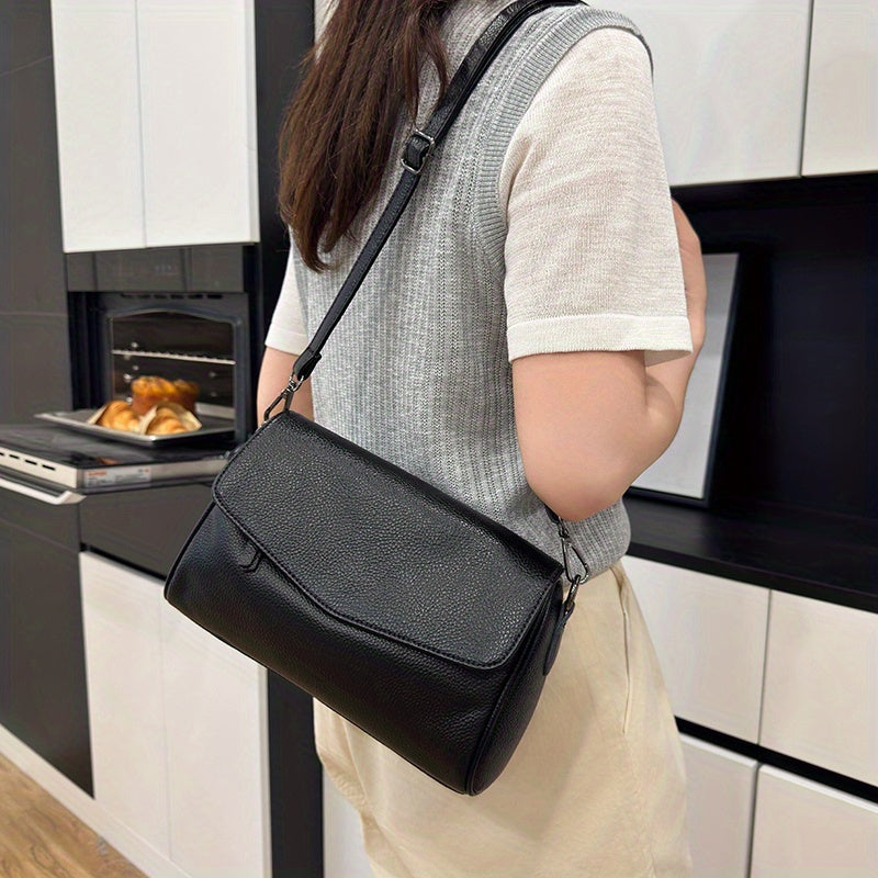 Lara – Bolso de hombro elegante con solapa