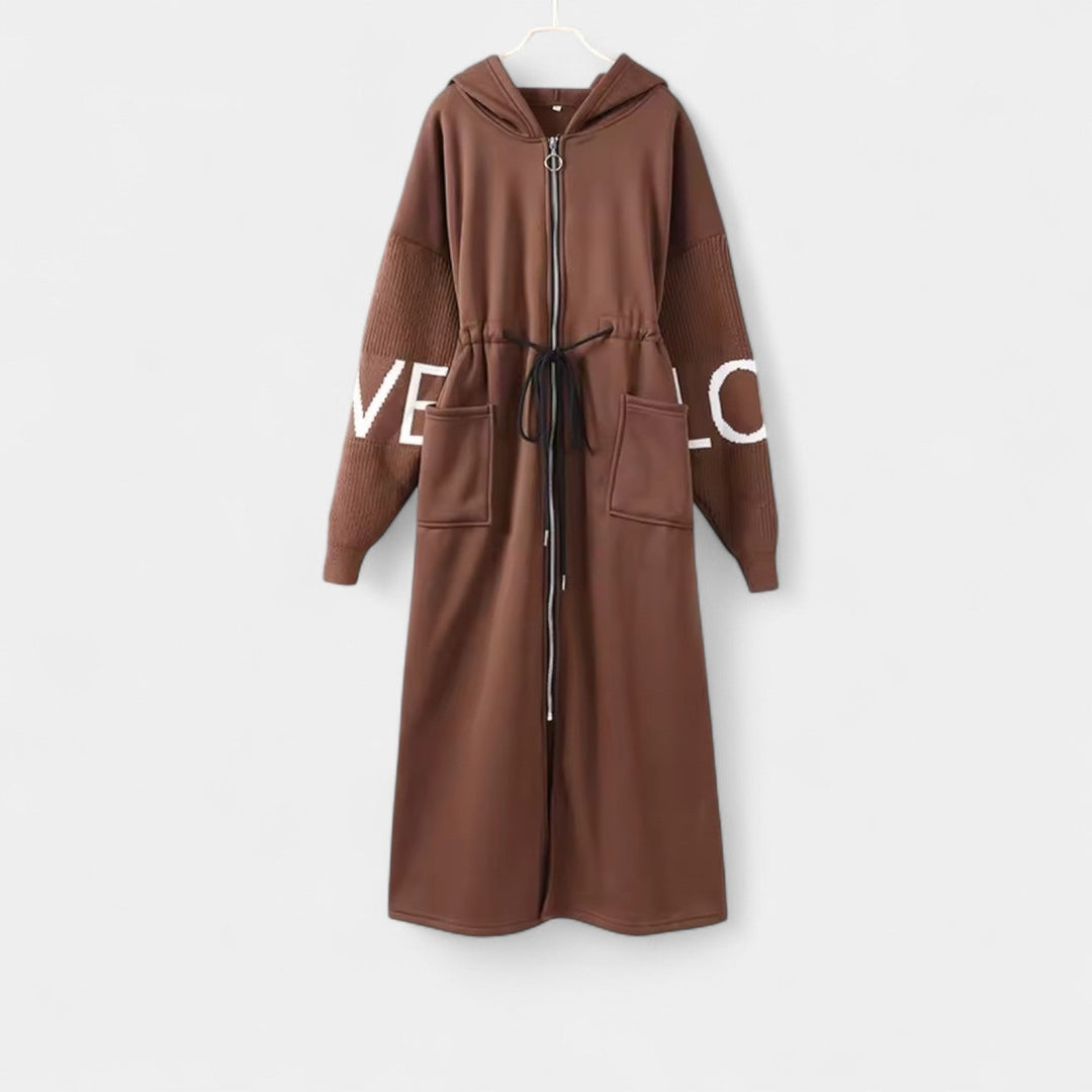 Clara – Cardigan elegante tipo abrigo con capucha