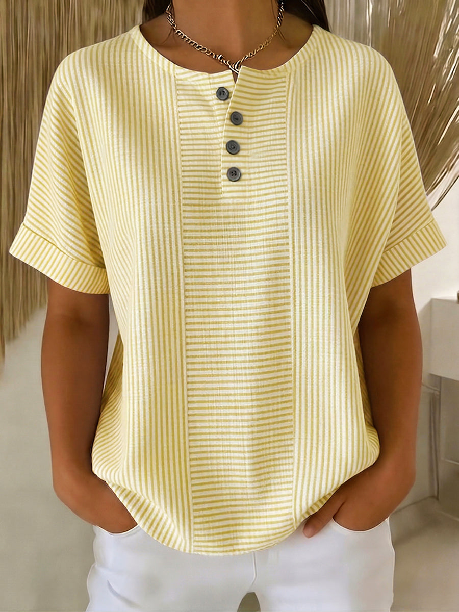 Lucía – Blusa a rayas con corte elegante