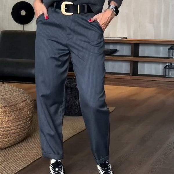 Mathilda – Pantalones elegantes y favorecedores con rayas